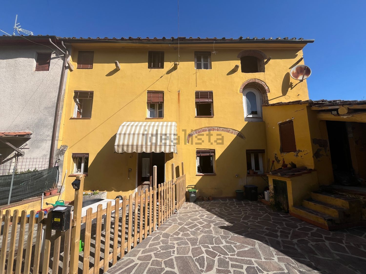 Terraced house in Compitese, Capannori
