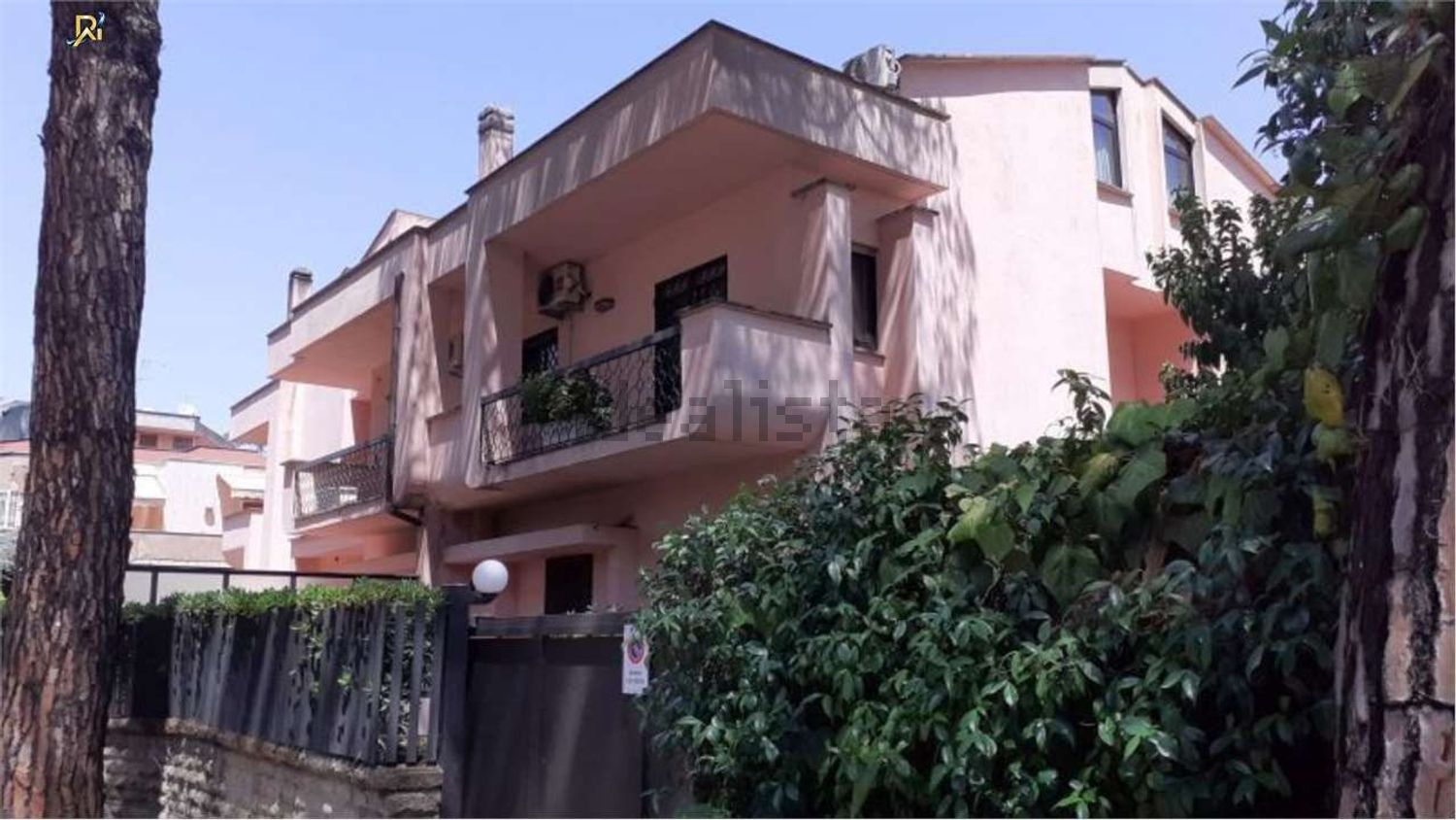 Villetta indipendente a Eur - Torrino - Giuliano Dalmata, Roma