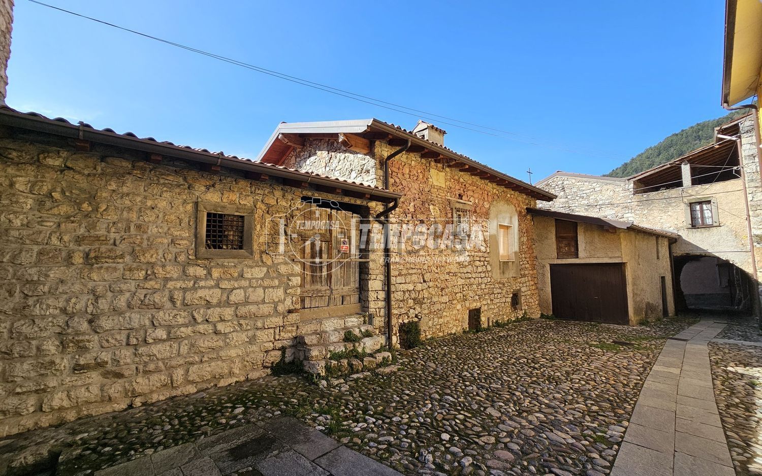 Landhaus in Viadanica