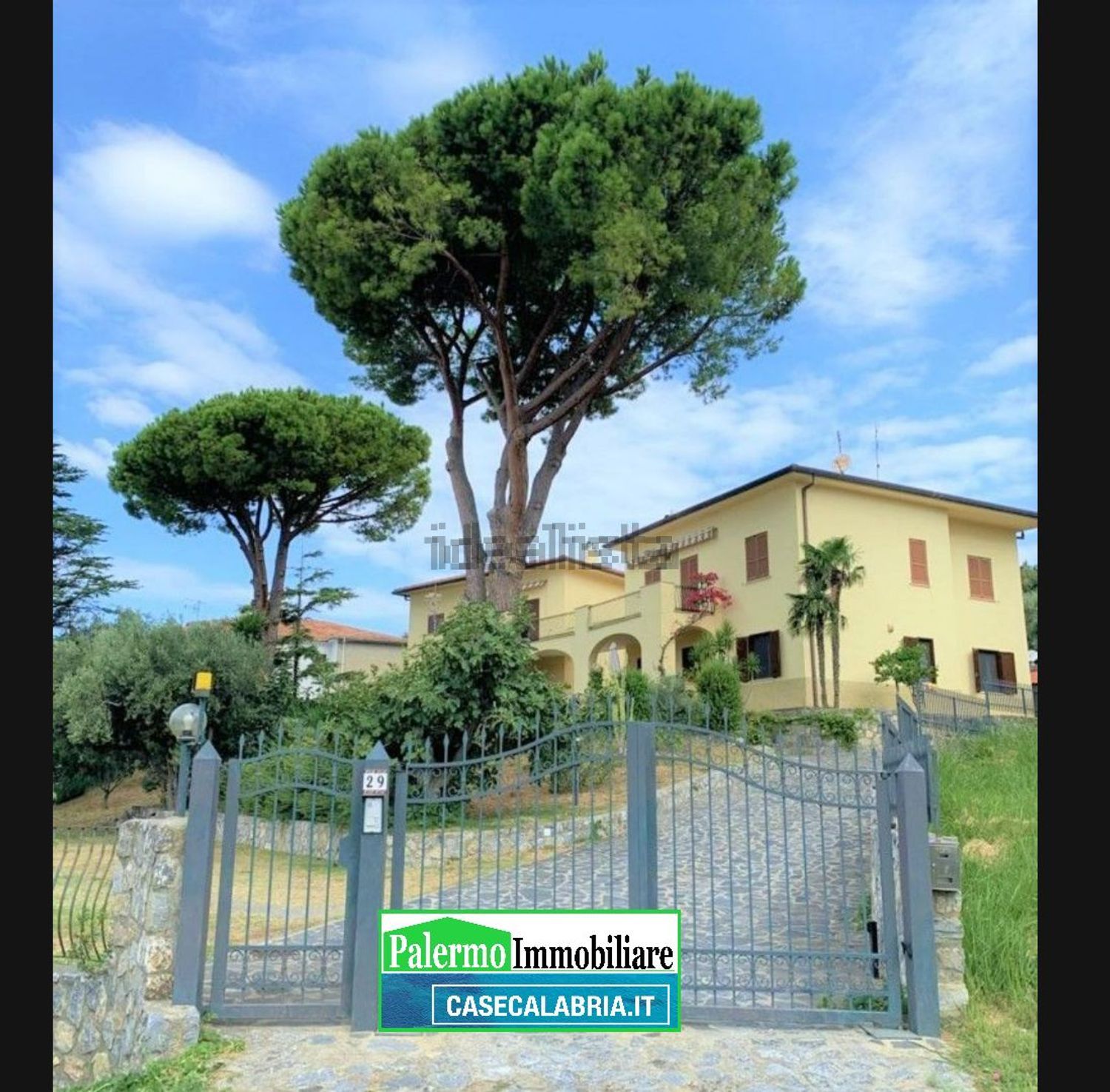 Villetta bifamiliare a Sangineto