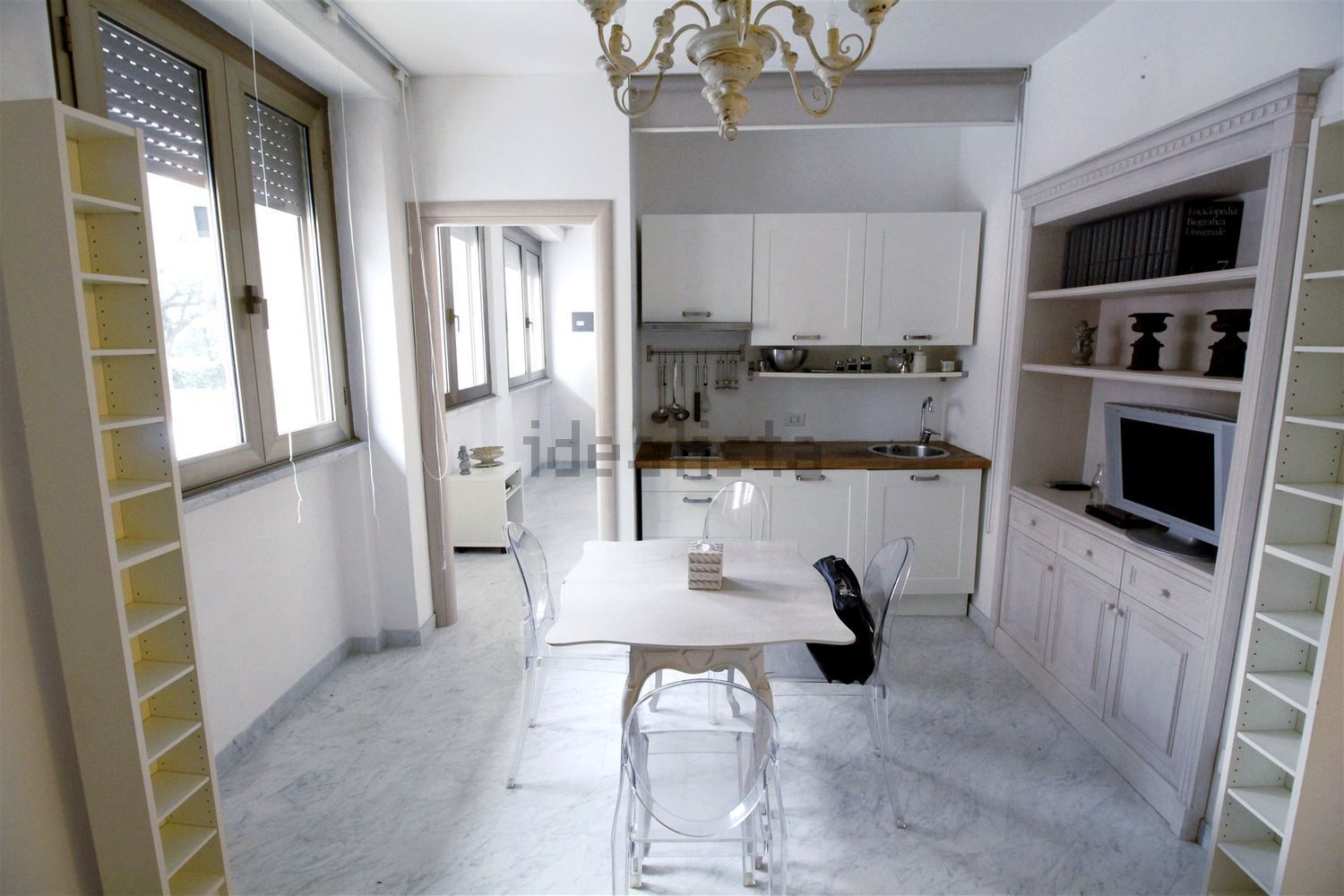 Appartamento a Lungomare, Viareggio