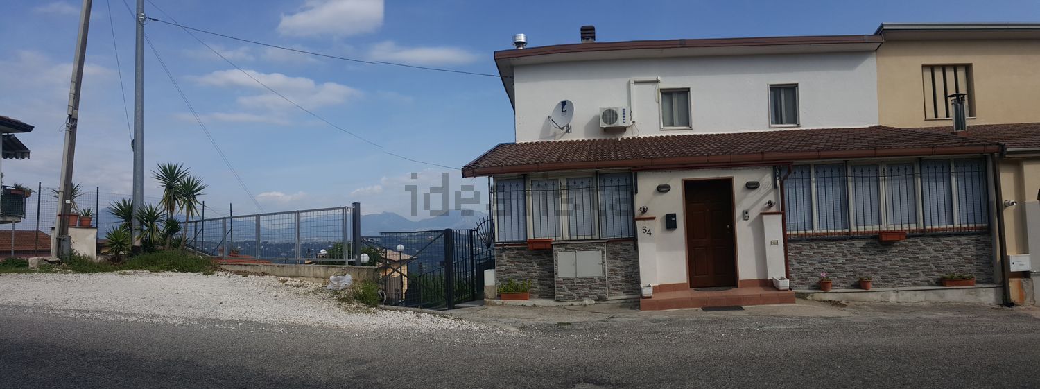 Maison mitoyenne à Sant'Angelo a Cupolo