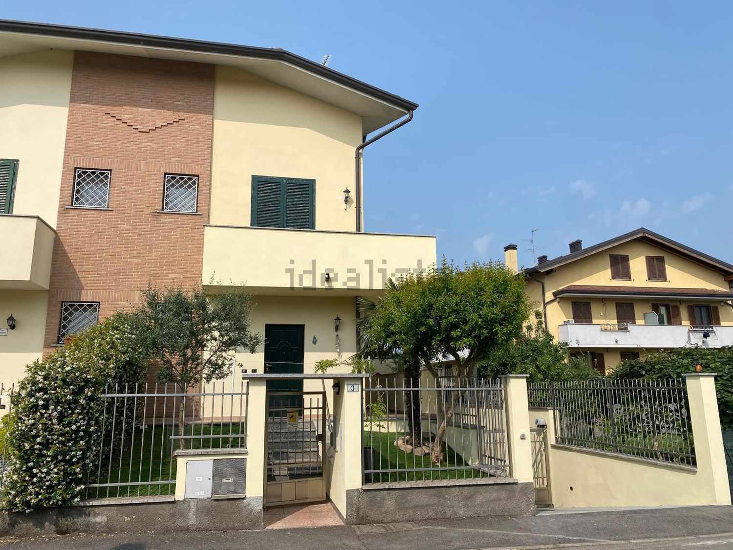 Villetta bifamiliare a Dairago