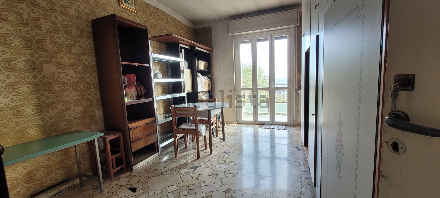 Flat in Lorenteggio - Bande Nere, Milan