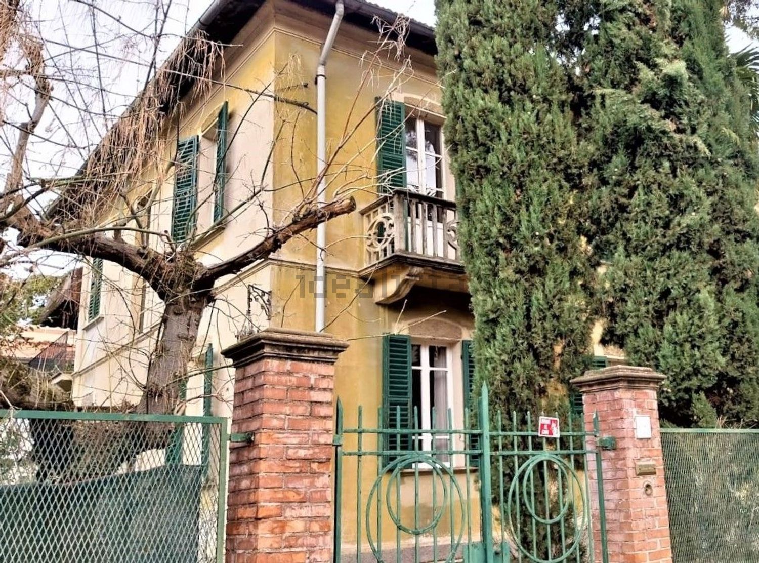 Chalet pareado en Viale Firenze - Parco Hoffman, Foligno