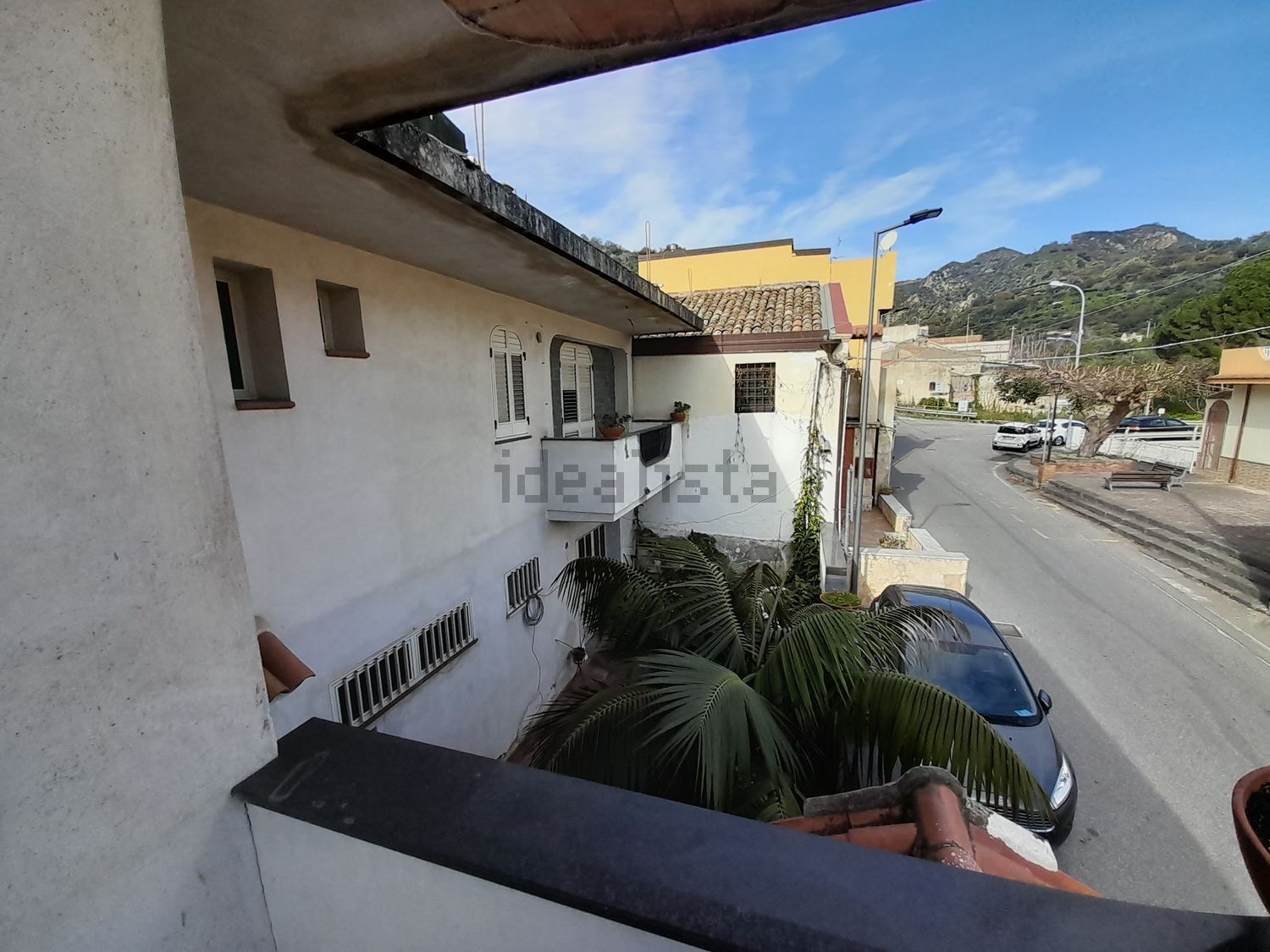 Detached house in Santa Teresa di Riva