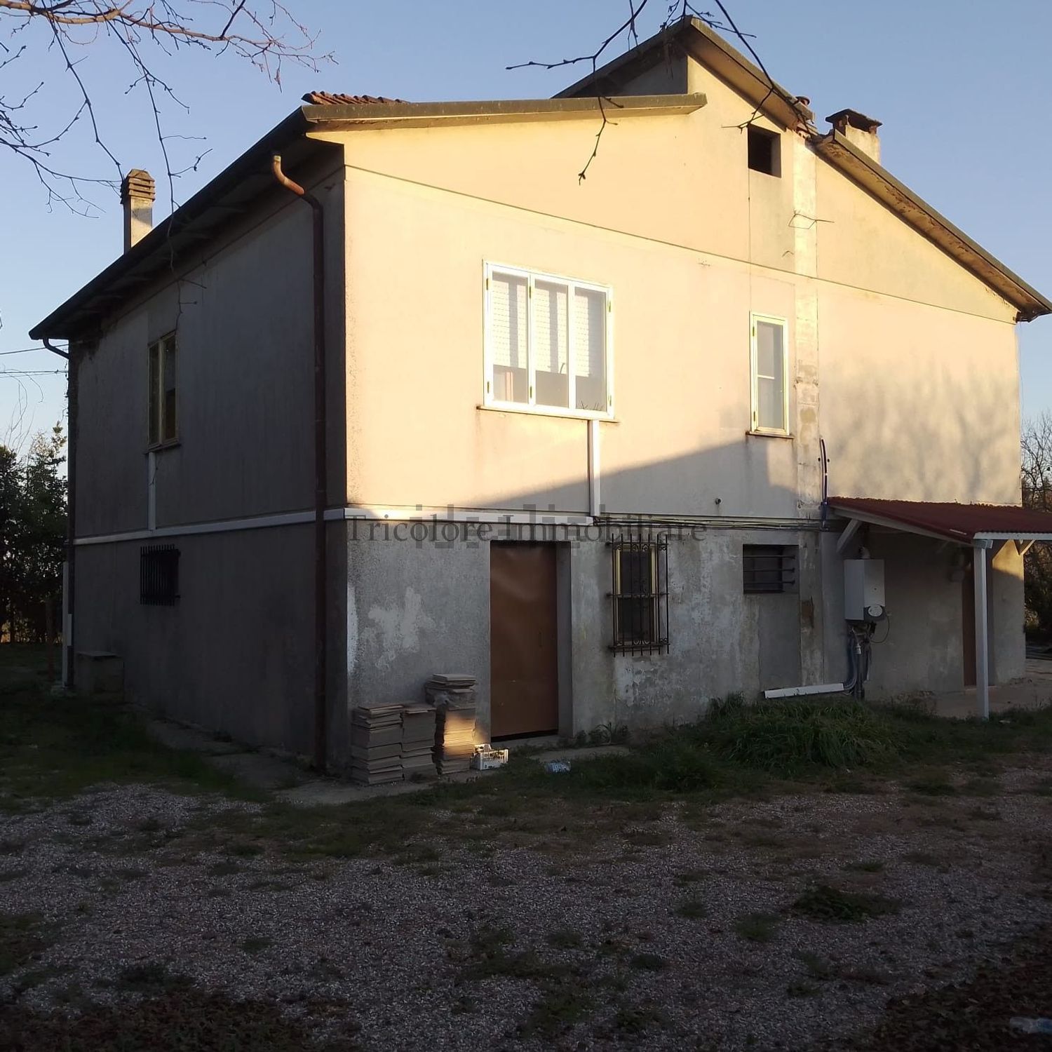 Frei stehendes Haus in Pincara