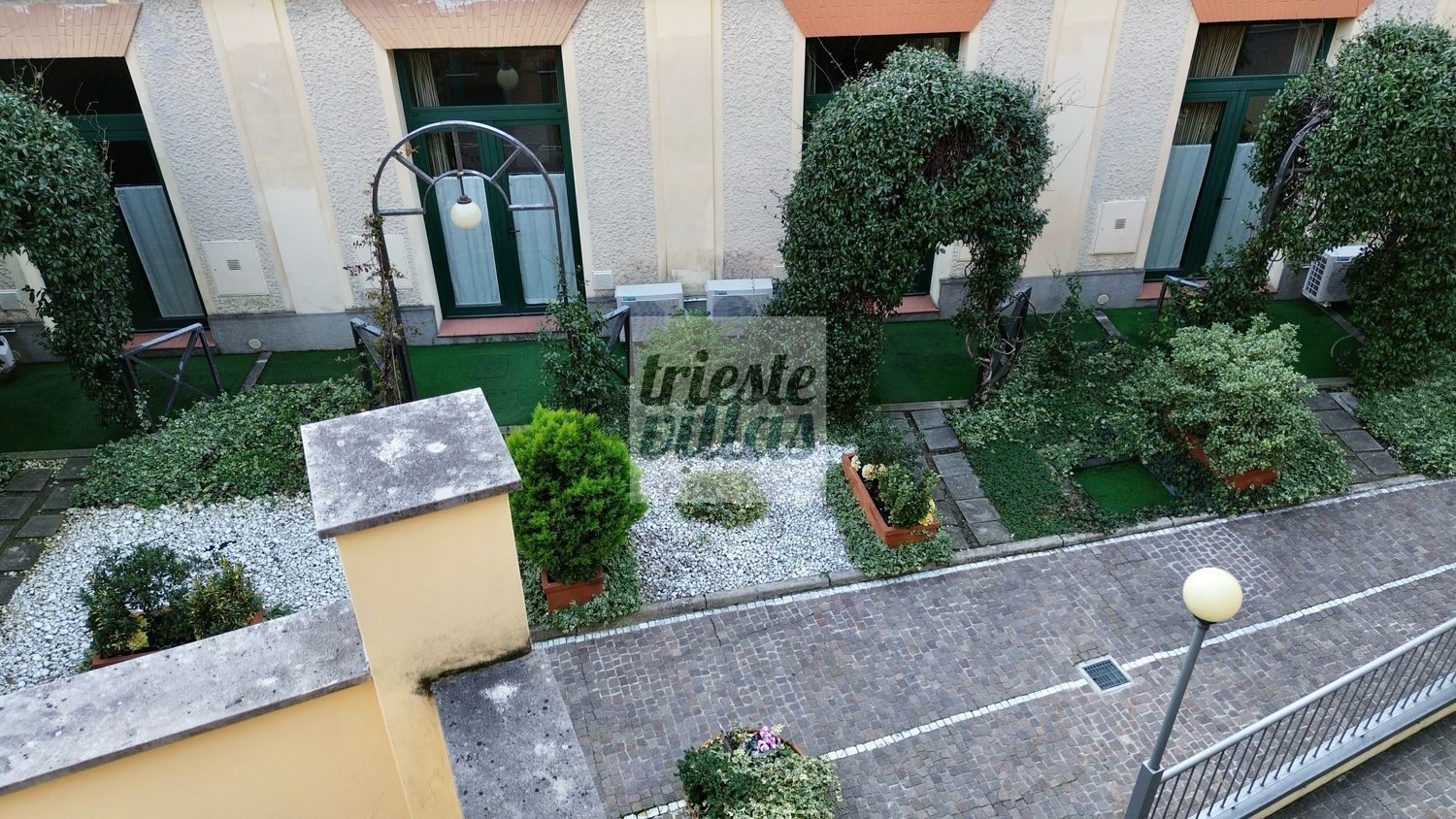 Apartamento em Altipiano Ovest - Barcola, Trieste