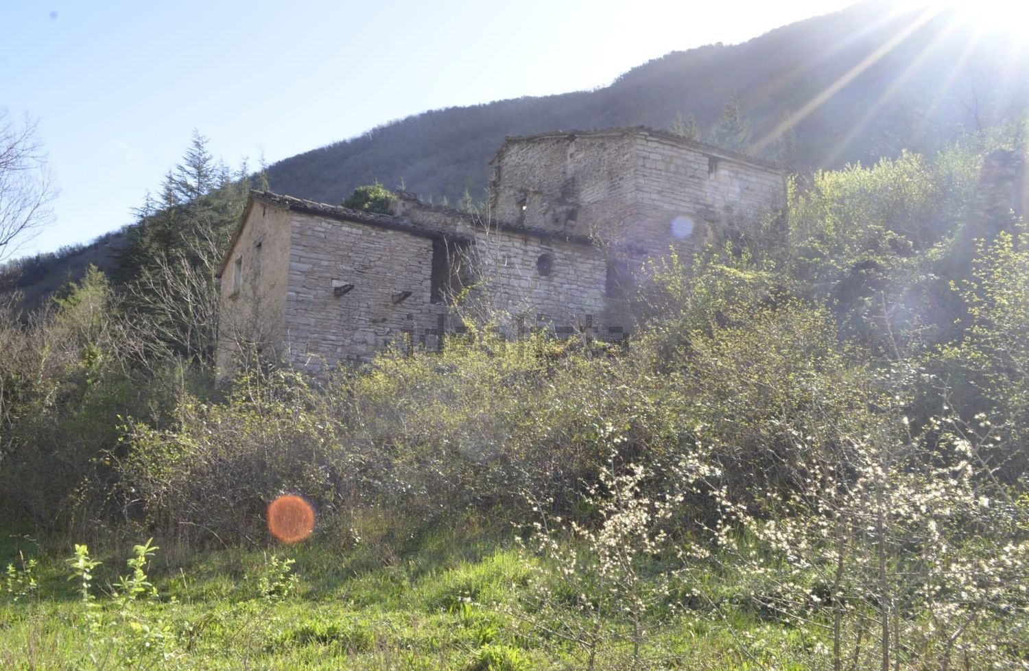 Quintas e casas rústicas em Cagli