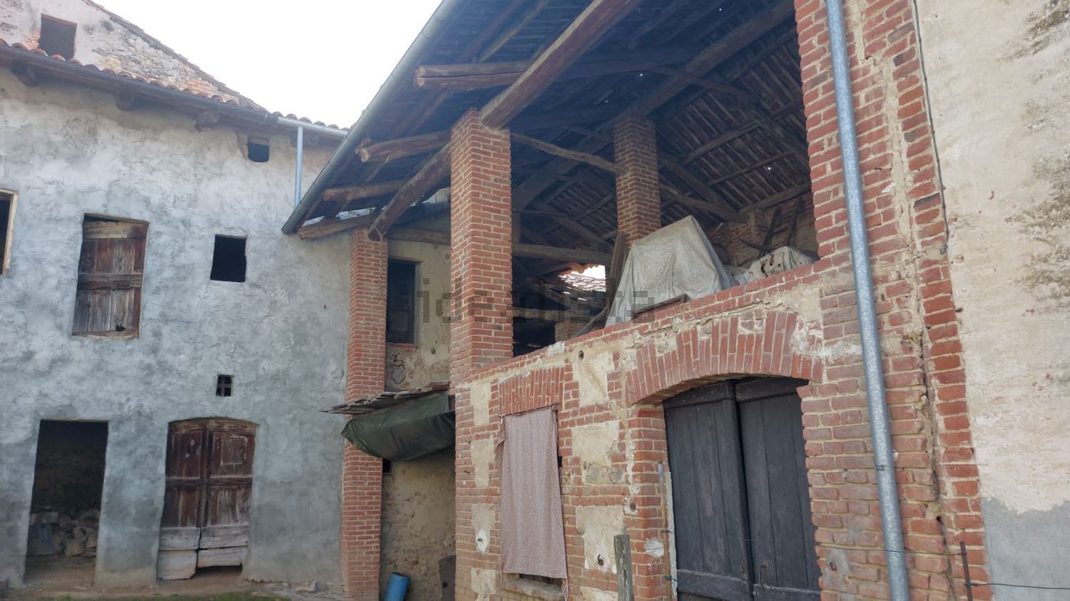 Casa di paese a Pino d'Asti