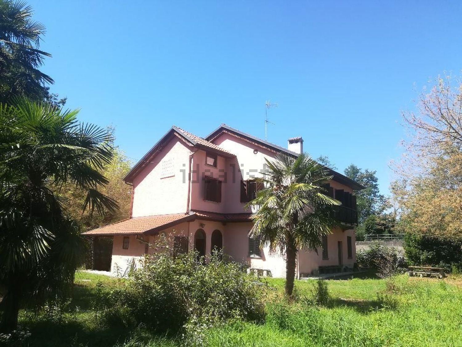 Rustici e casali a Oleggio