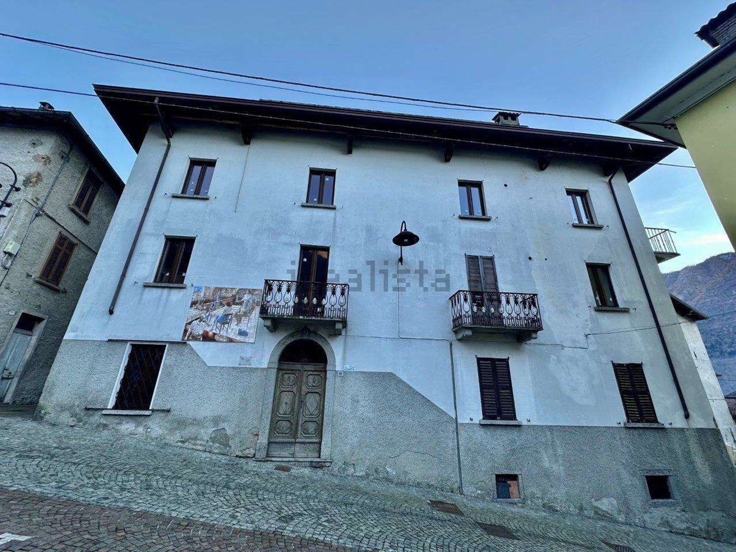 Appartement à Taceno