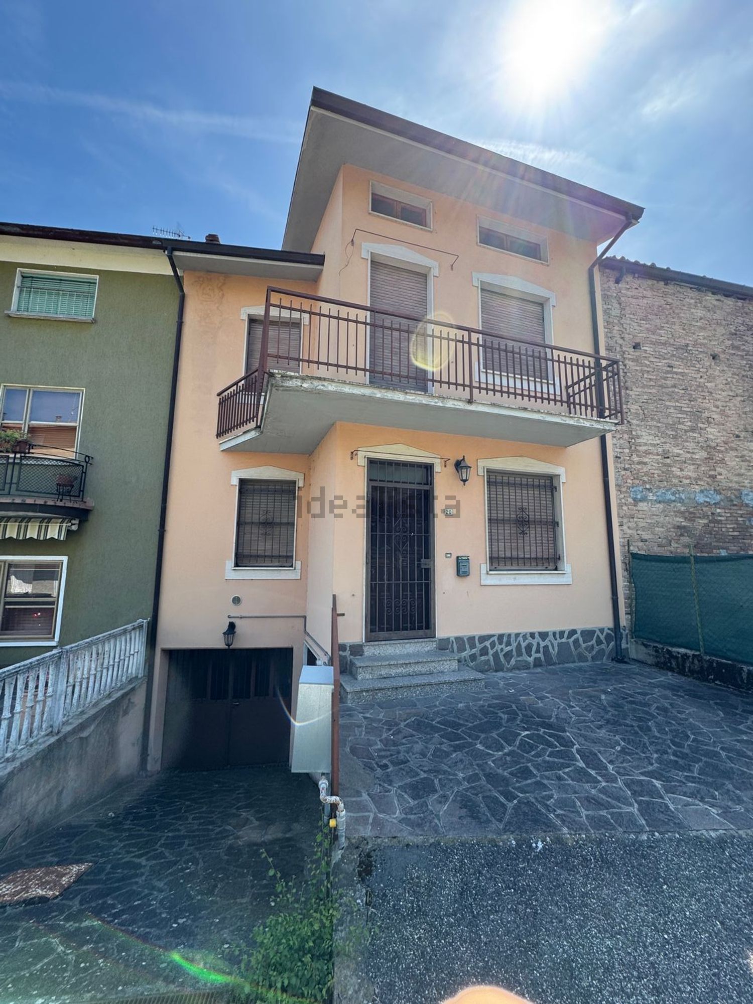Reihenhaus in Vernasca