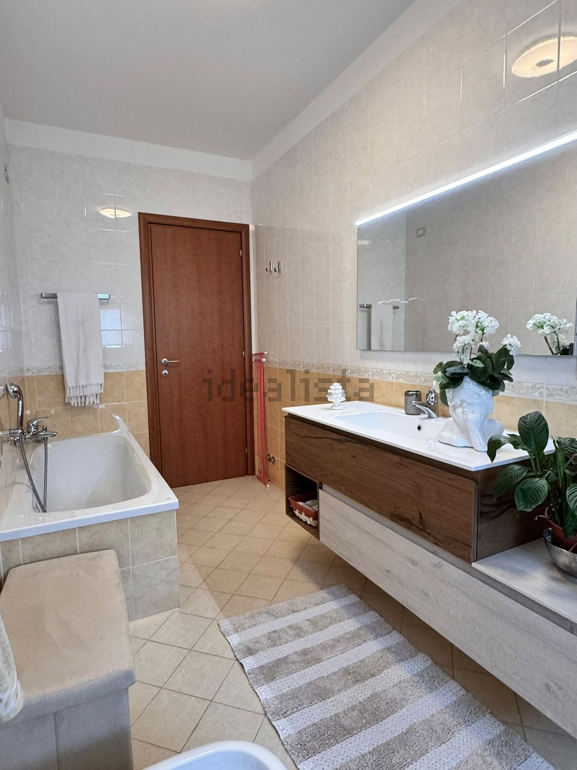 Quadrilocale in vendita a Termoli - foto 3: Quadrilocale in vendita in Via delle Begonie 6, Termoli