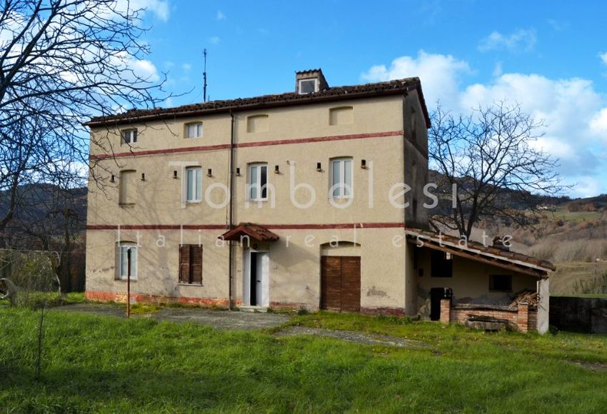 Casale/cascina for sale in Caberbardi Nn