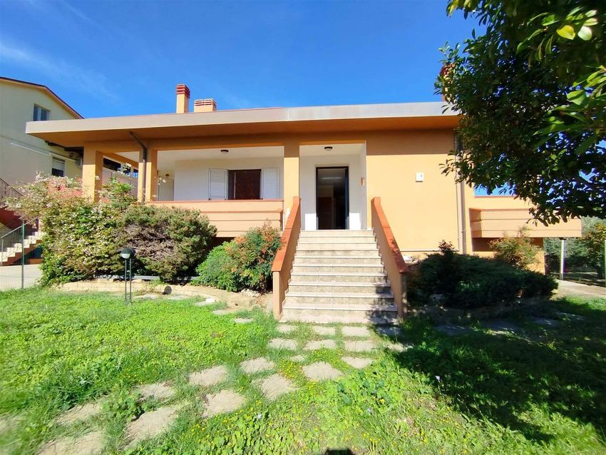 Villa for sale in Contrada Civita, 63