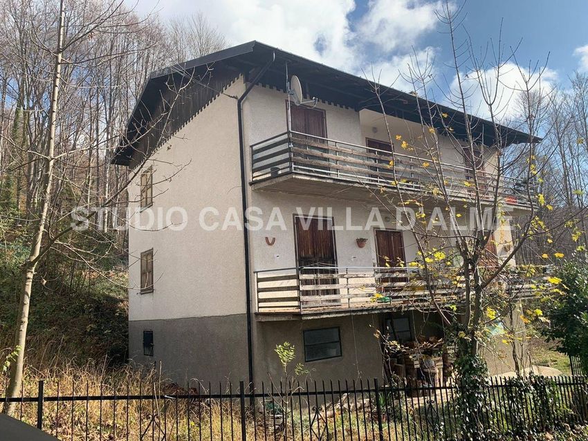 Baita/chalet for sale in Via Milano