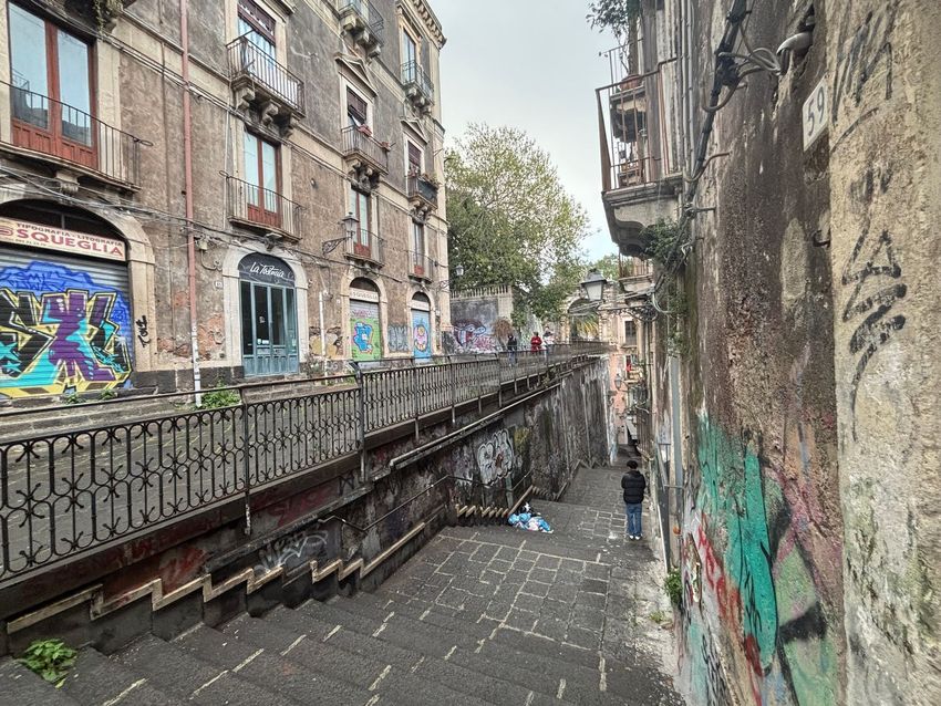 Immagine Vista di trilocale su Via Crociferi s.n.c