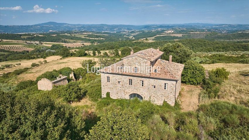 Casale/cascina for sale in Vocabolo San Bartolomeo Nn