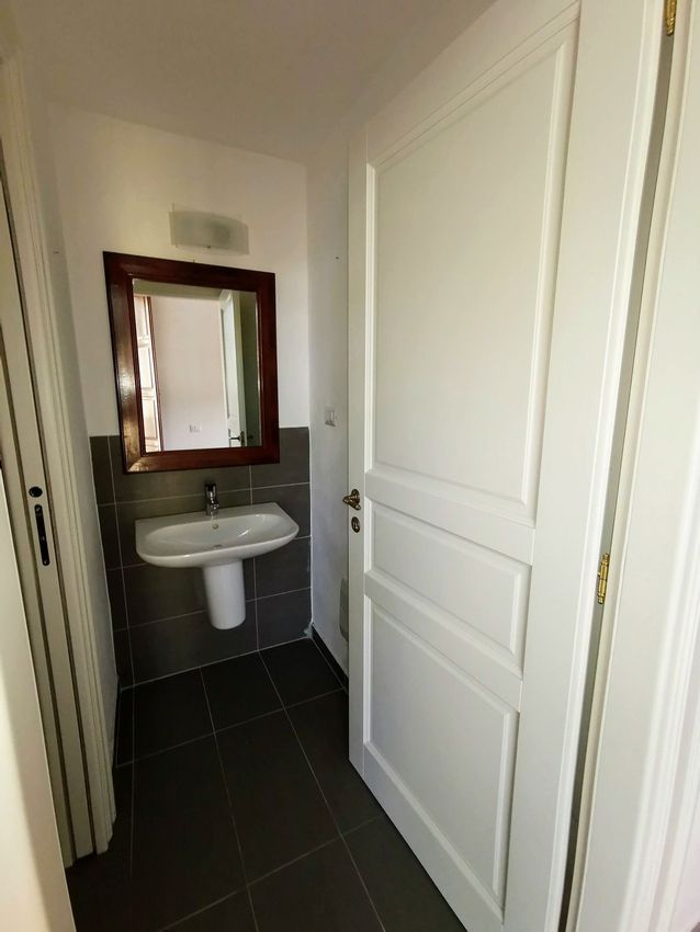 Studio for sale in Via Salvi Cristiani, 8