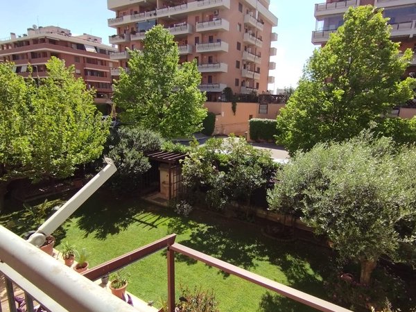 Case da privati , Fonte Laurentina, Roma — idealista, N.1 in Italia