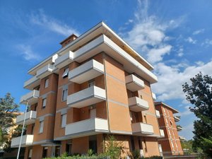 Viste Via Pietro Capuzi, 7 Tribunale - Rione Marche - Convitto, Macerata