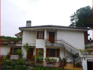 Facciata Via Durante Nobili, 31 Cavour - Fontescodella - Via Roma, Macerata