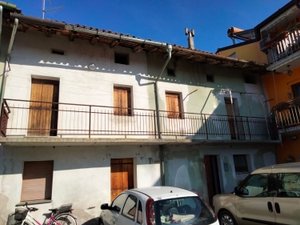 Via Centis, 3